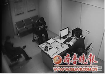 不正常开增值税发票触犯法律,公司业务员不正常开增值税发票1.2亿